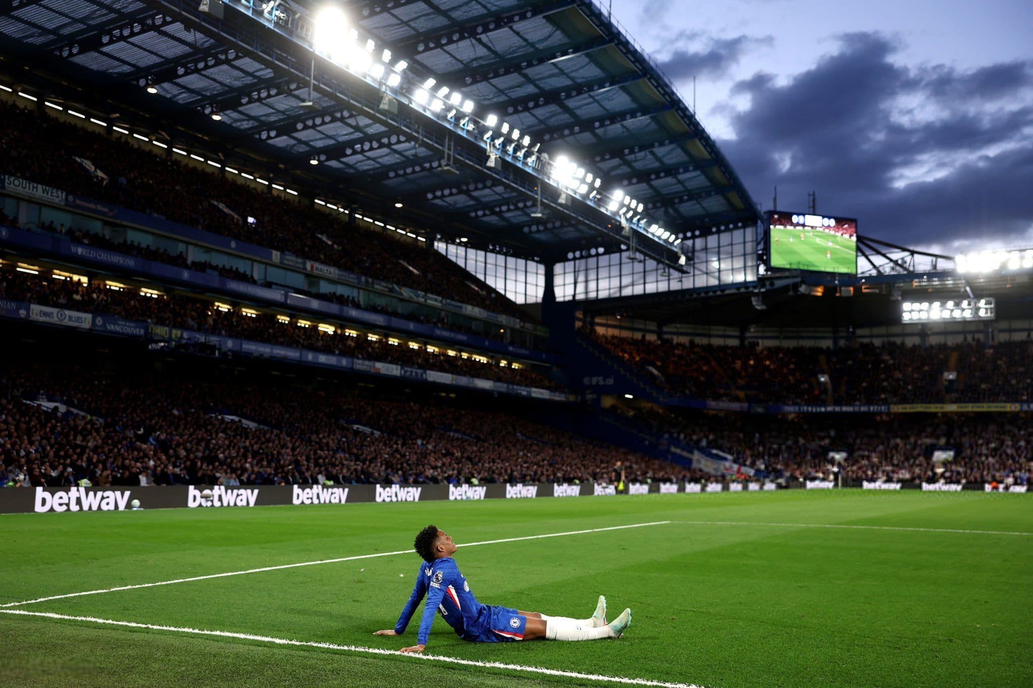 “He was crying” – Liam Rosenior’s disturbing update on injured star