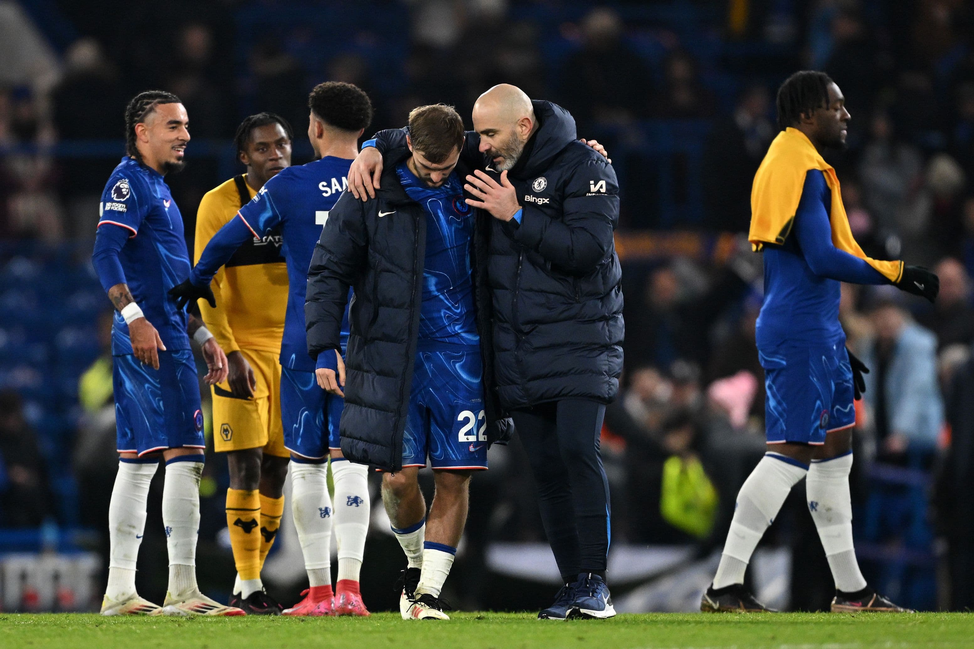 Former Chelsea striker questions the club selling midfielder to PL team in the summer