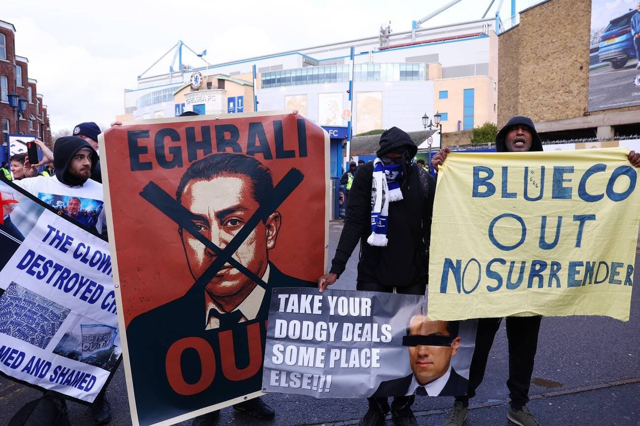 Chelsea Supporters Stand Firm Against "Cruel" Refusal to Revoke Title!