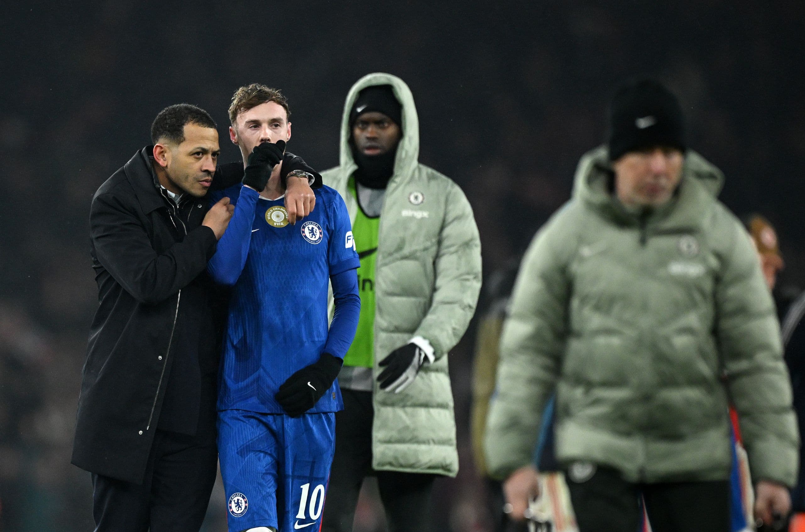 Premier League legend weighs in on whether fans should blame Rosenior or Chelsea project