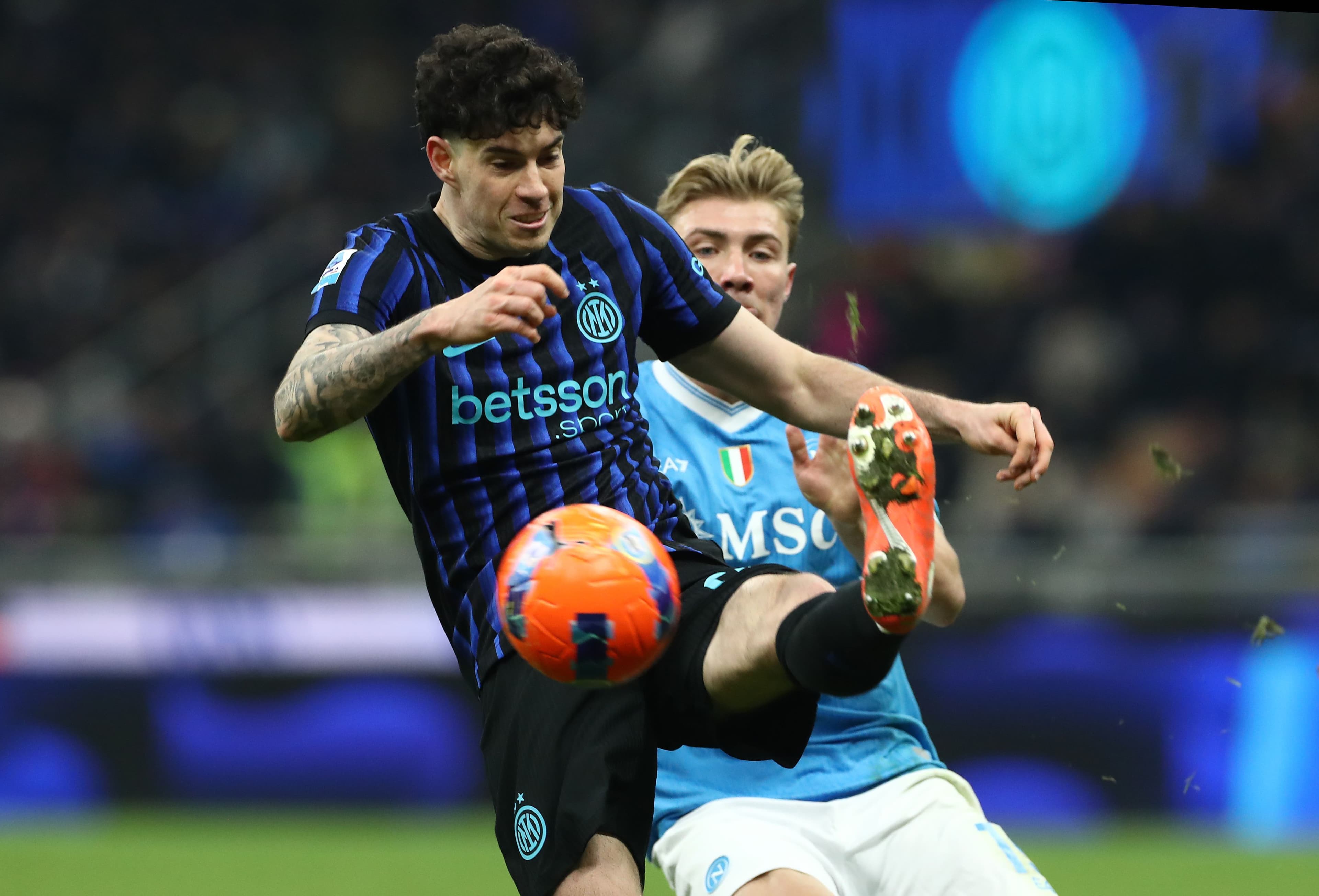 Inter Discussions for Bastoni and Muharemovic Stalling