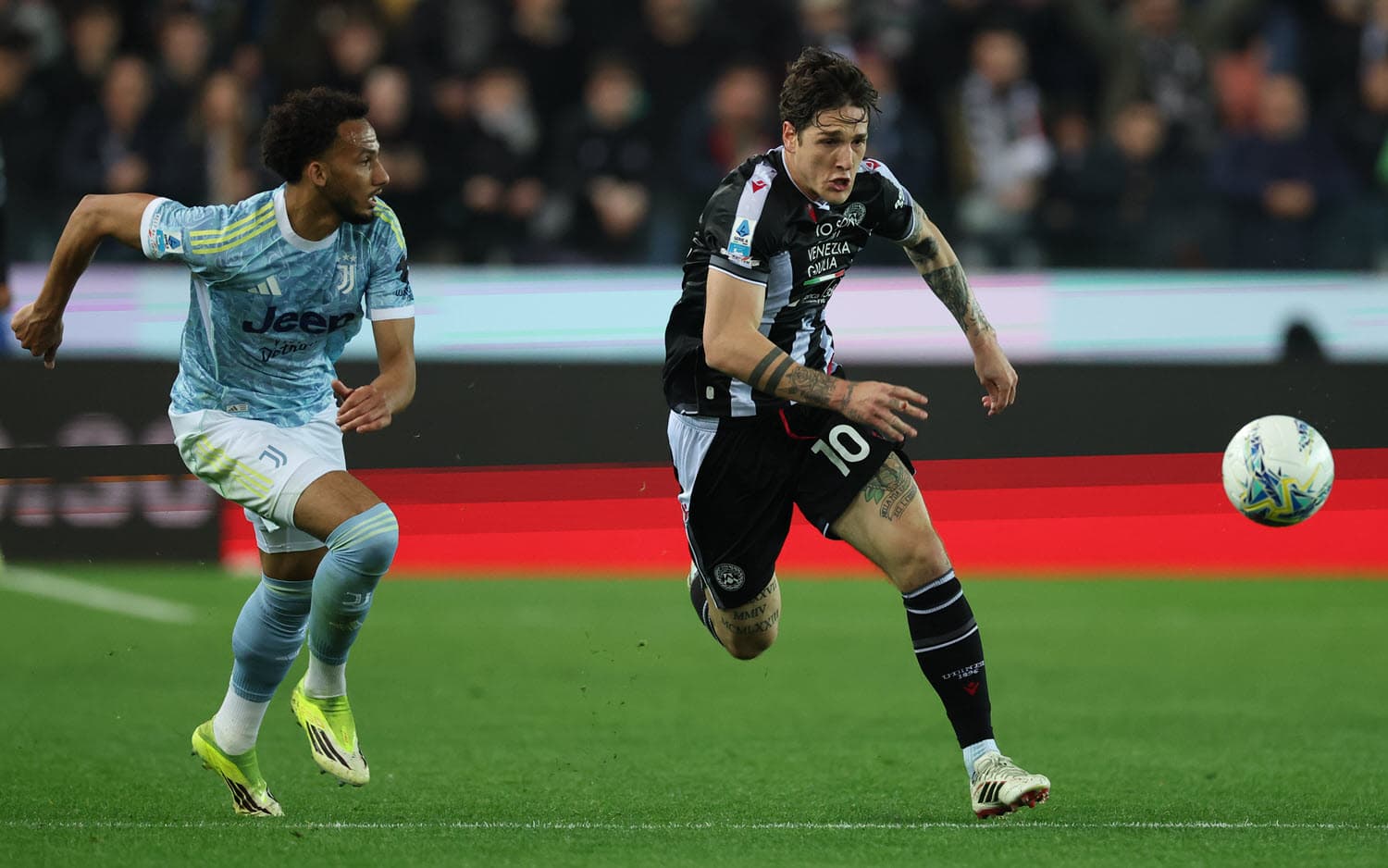 Hot List Alert: Watch Out for New Superstars: Keinan Davis & Lloyd Kelly Set to Make Impressive Debut!