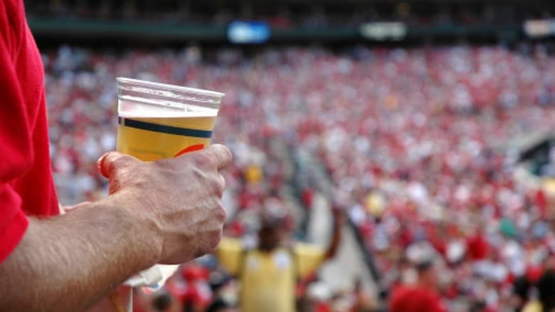 9 Best Beer Deals At MLB Stadiums In 2026