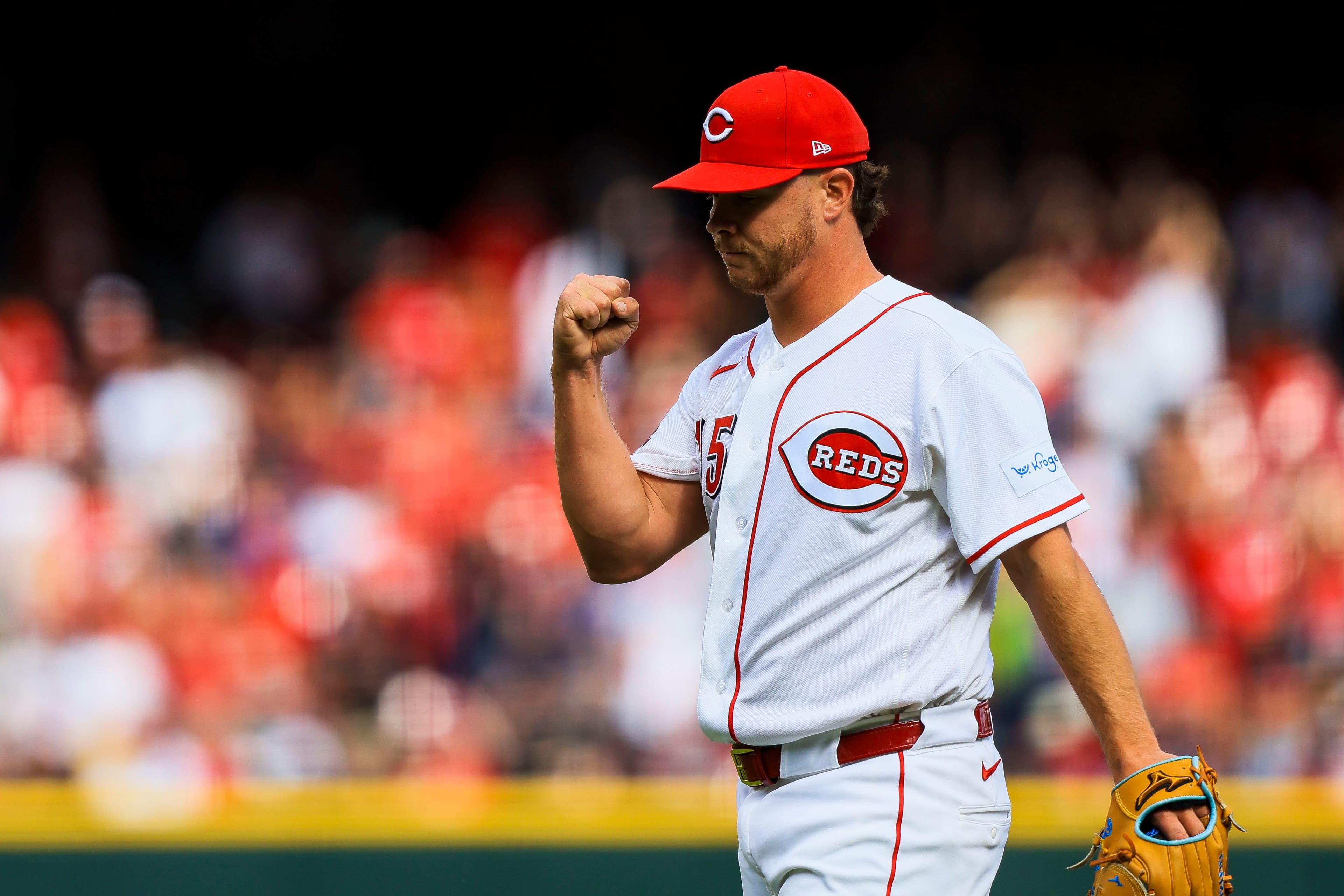 Cincinnati Reds get 'encouraging' news on Emilio Pagán, Brady Singer