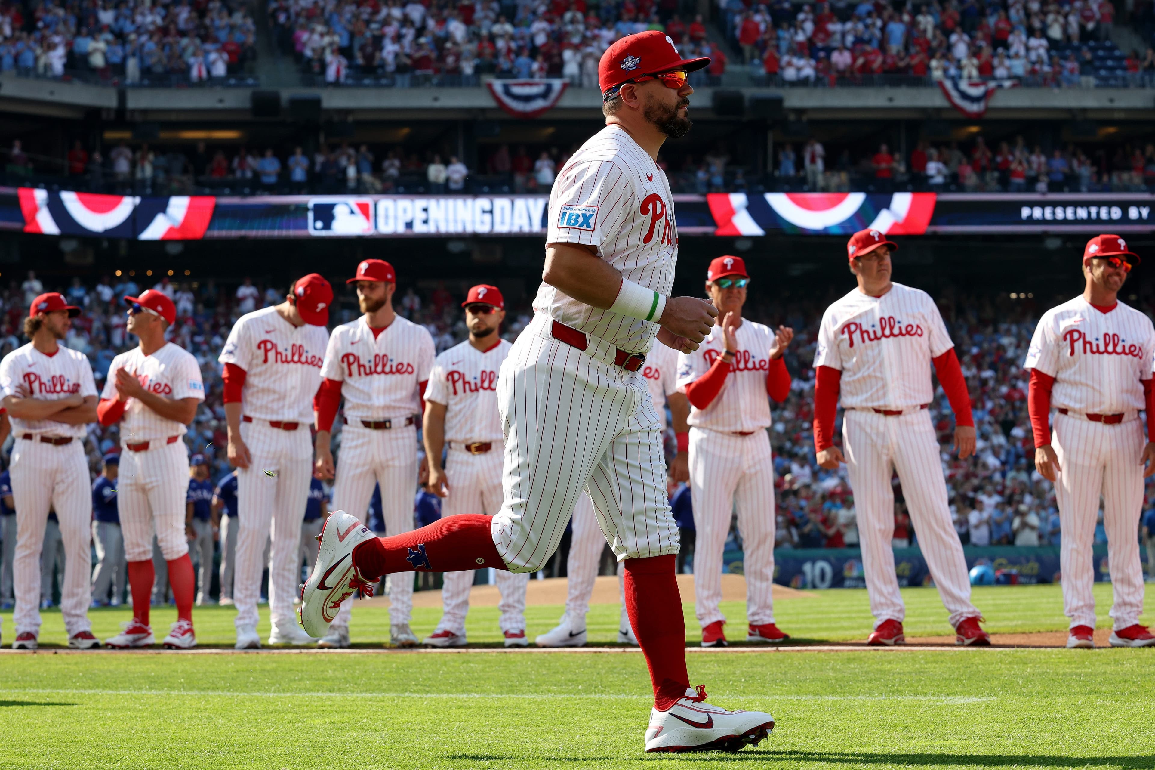 Kyle Schwarber homers in his first at-bat of 2026 season for Phillies