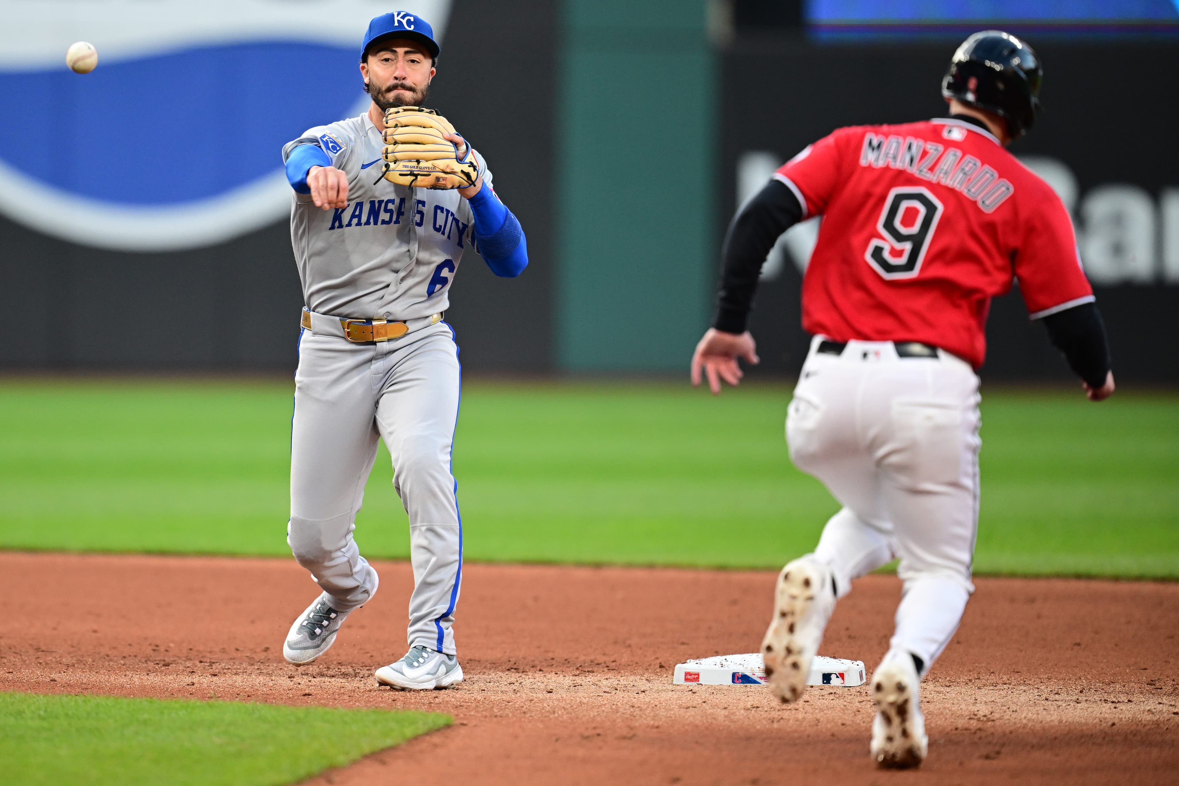 Royals' Jonathan India has season-ending labral repair surgery