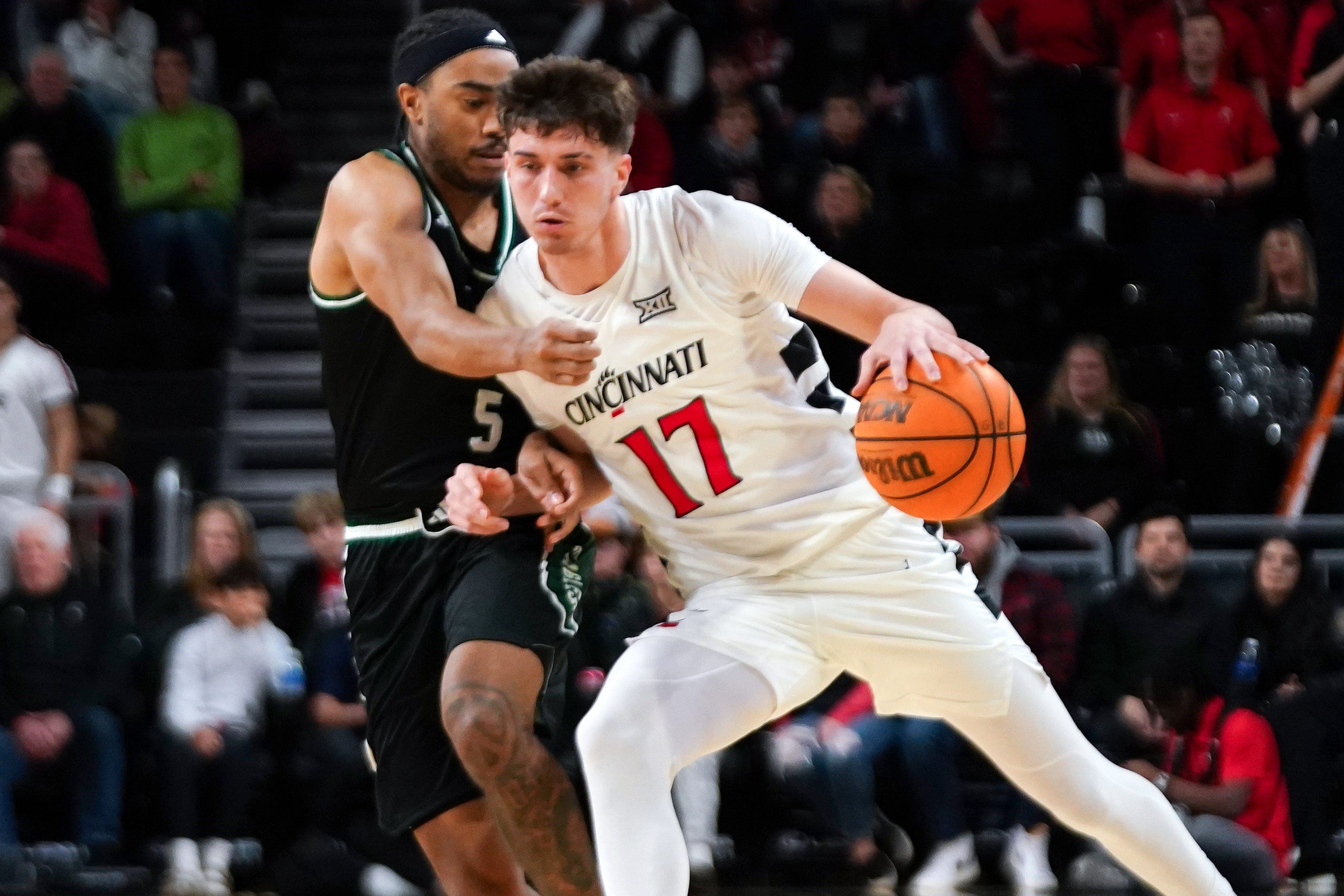 Jordi Rodríguez 4th UC Bearcats player to join Wes Miller in Charlotte