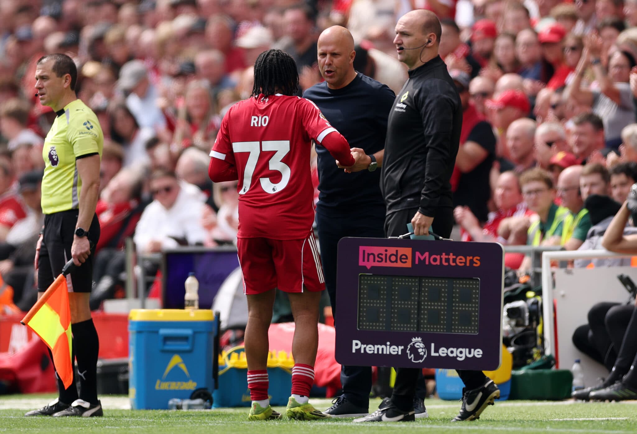 Slot explains Ngumoha decision as Liverpool fans boo substitution