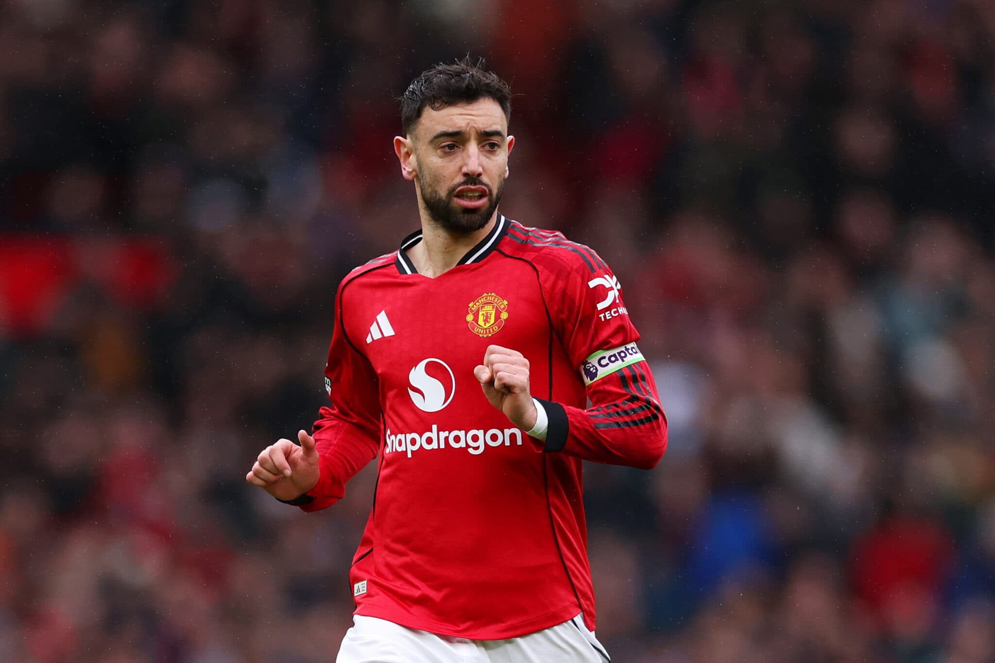 Bruno Fernandes Soars Past Cristiano Ronaldo in Goal-scoring Race