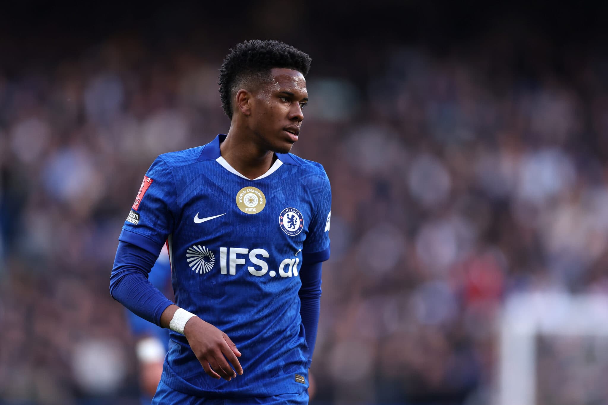 Rosenior: ‘No ceiling’ on potential of Chelsea teenager