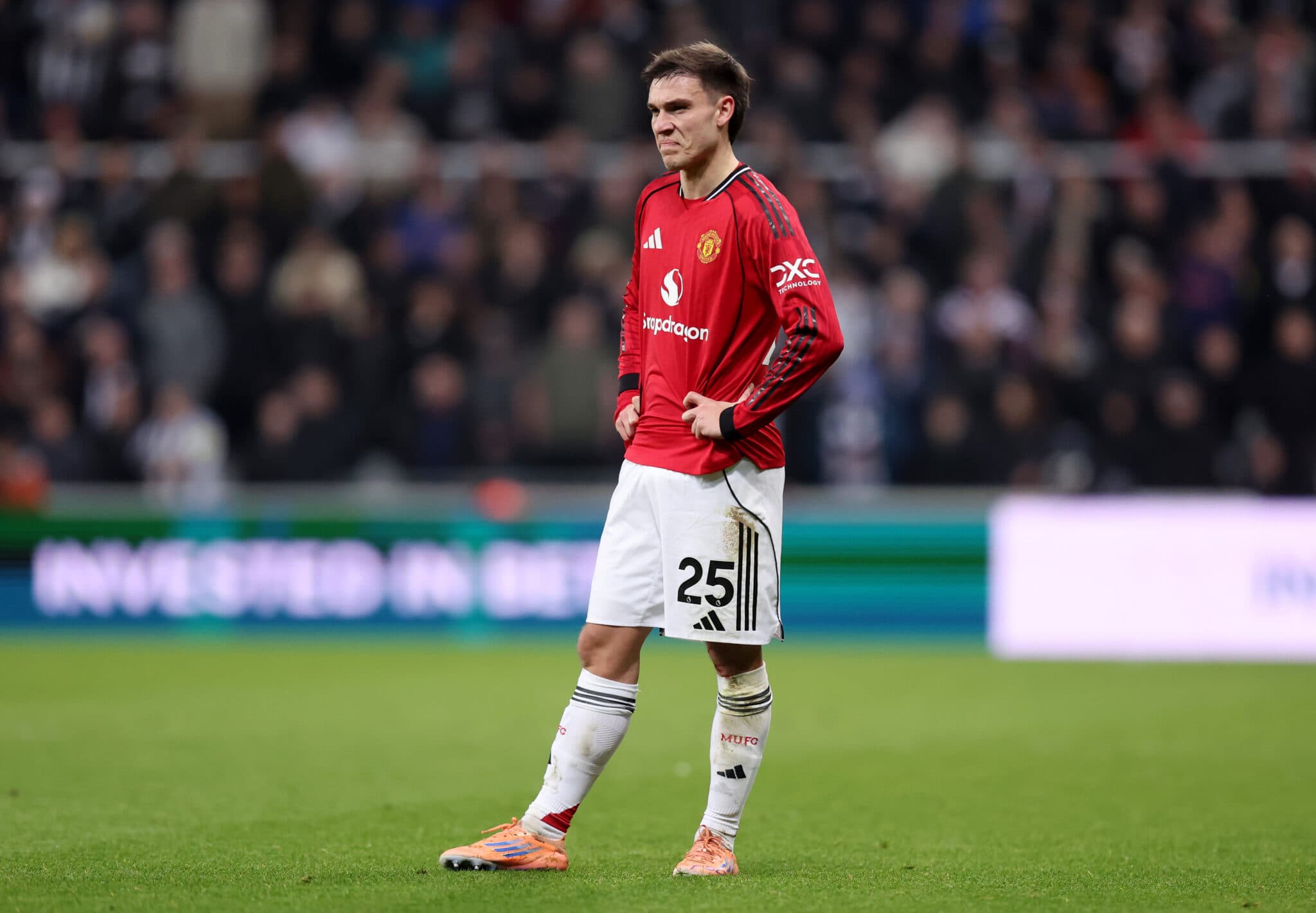 Manchester United set Manuel Ugarte asking price with four clubs keen