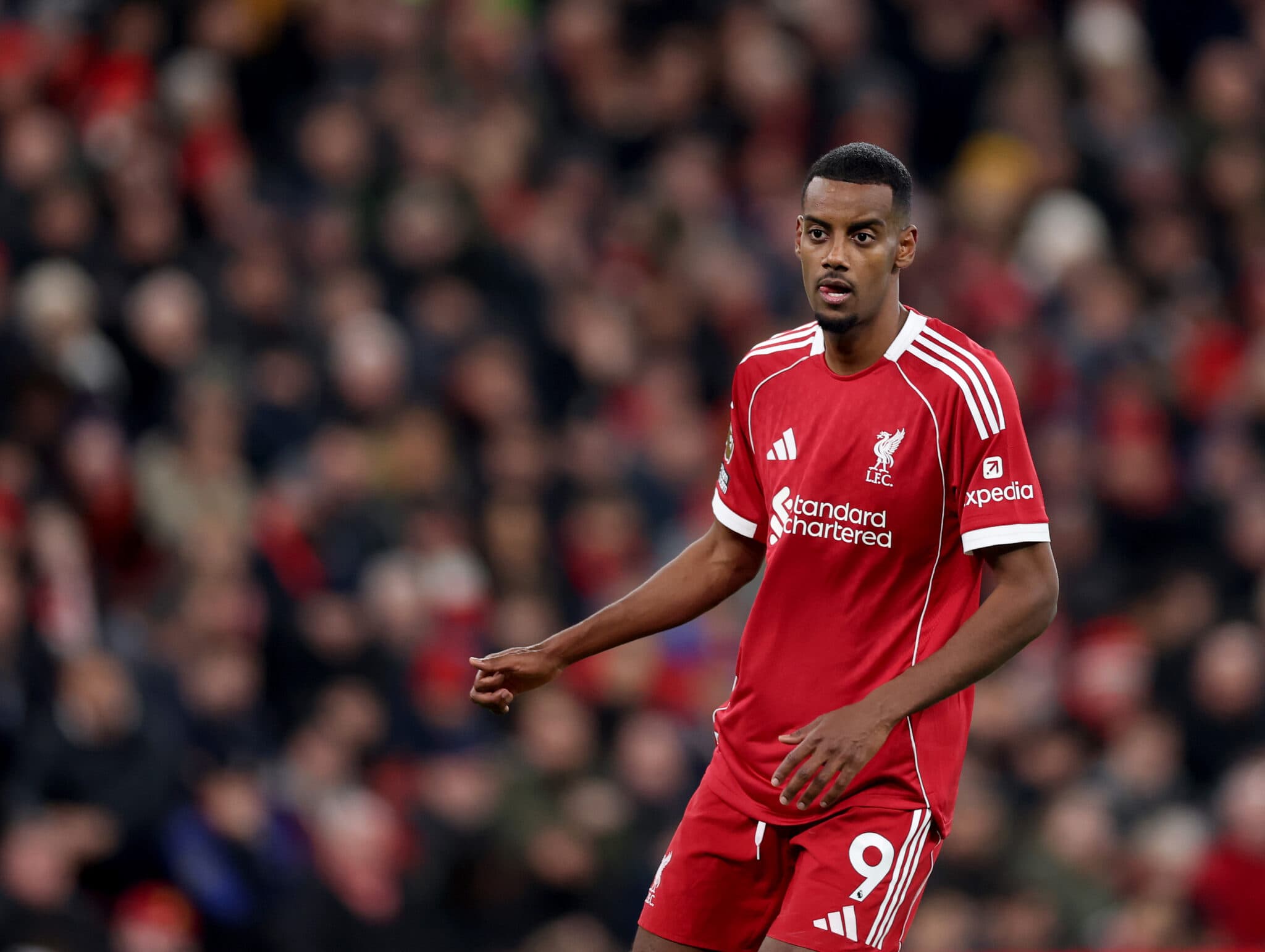 Liverpool team news: Isak starts Merseyside Derby vs Everton