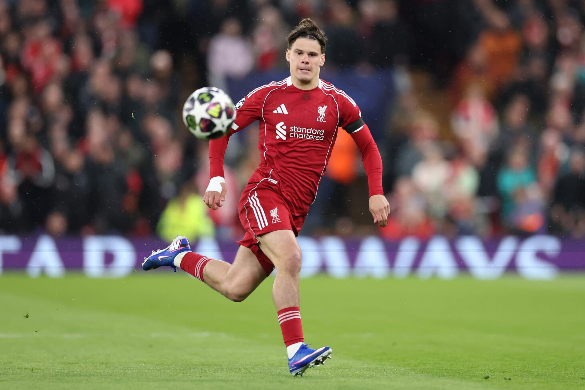 Slot reveals Kerkez a Liverpool doubt for Man United
