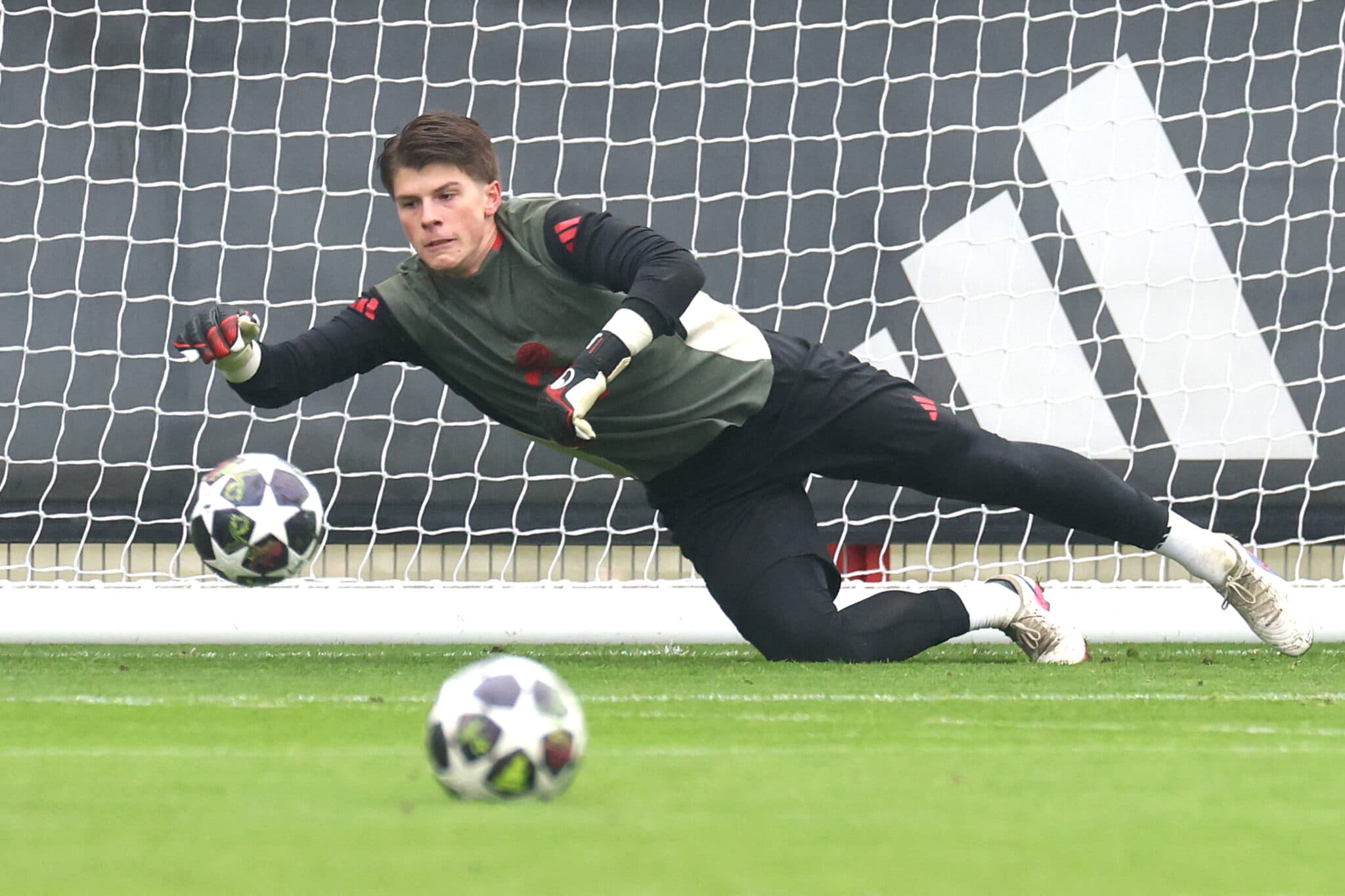 Unveil The Thrilling Clash: Dive Deeper Into The Match-Up Between Bayern Munich And Atalanta!