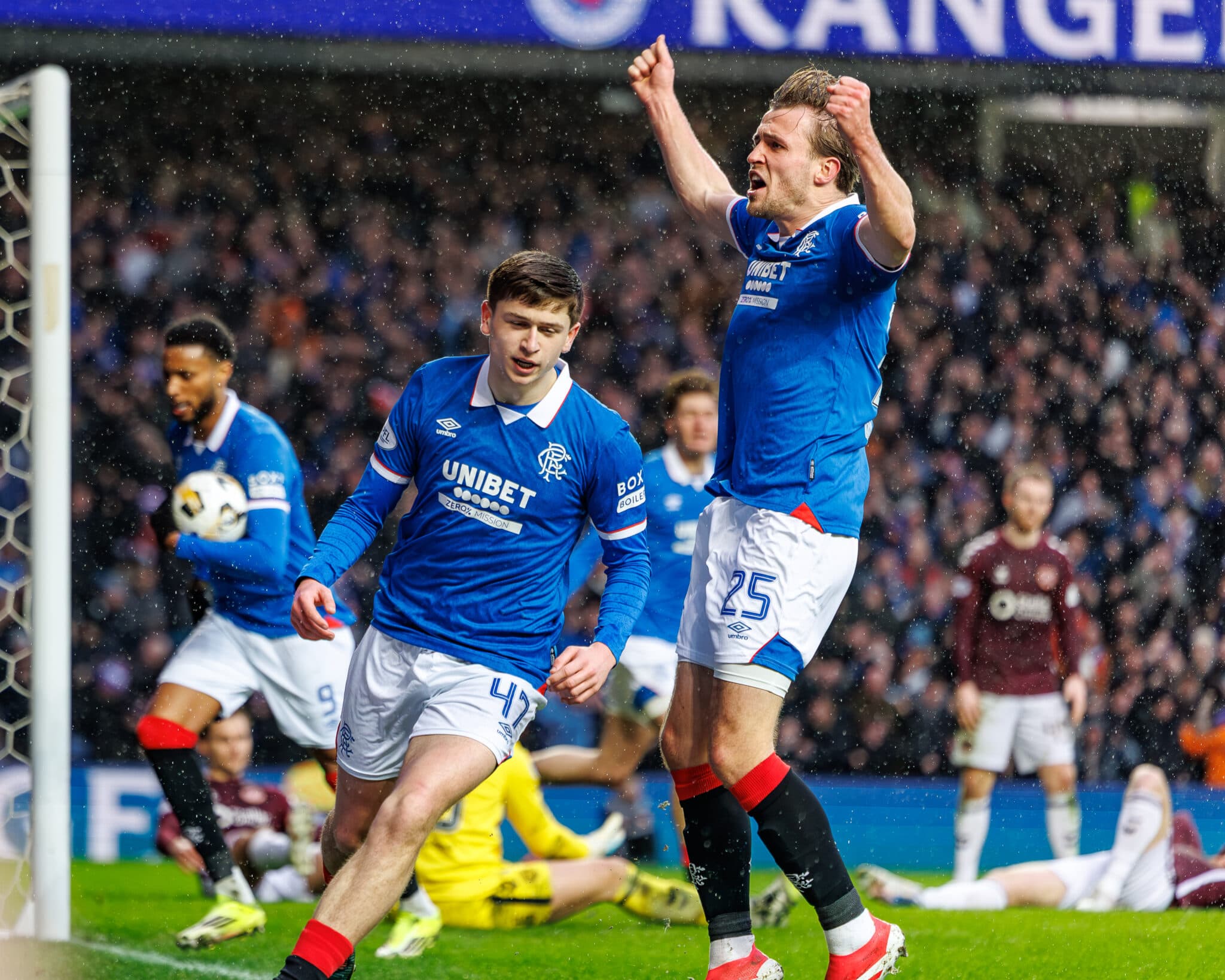 New Headline: Drew Brees Empowers Saints, 49ers Struggle in Championship Match