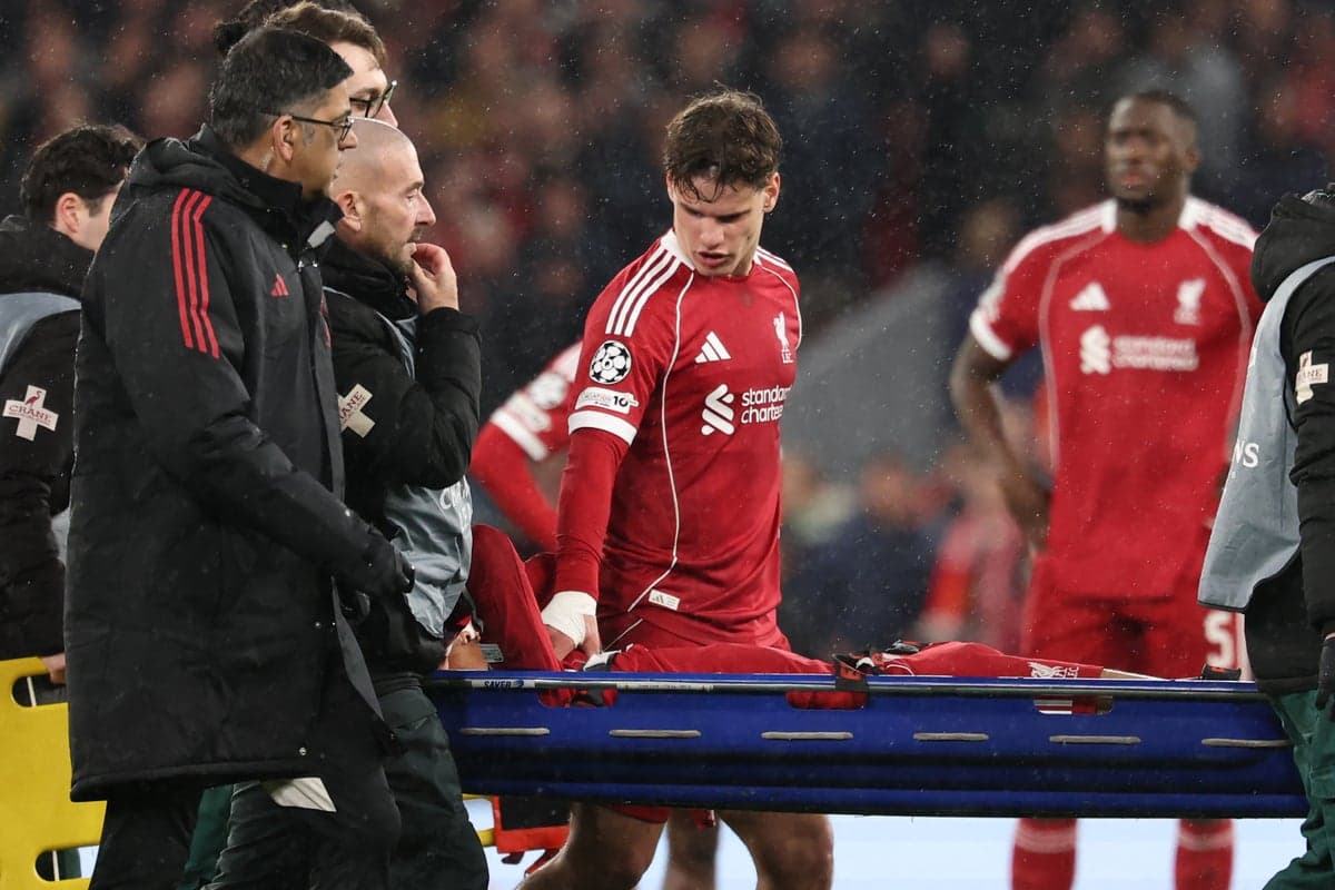 Liverpool’s Hugo Ekitike stretchered off against PSG in huge blow to World Cup hopes