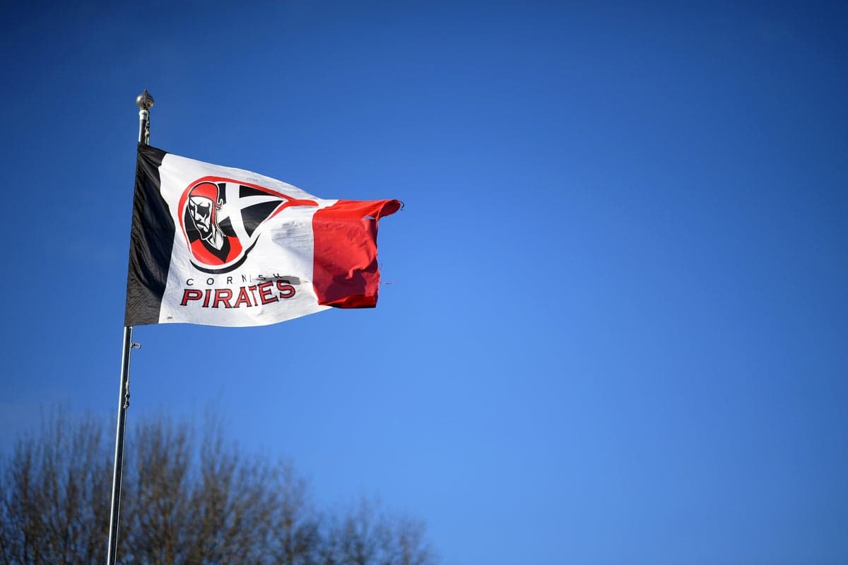 Cornish Pirates coach receives six-week ban after slapping opposition player