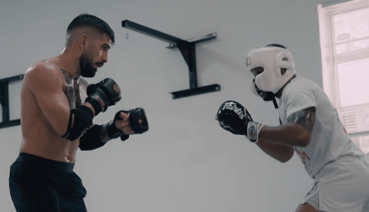 Ilia Topuria sparring partner urges him to go lighter ahead of Justin Gaethje clash