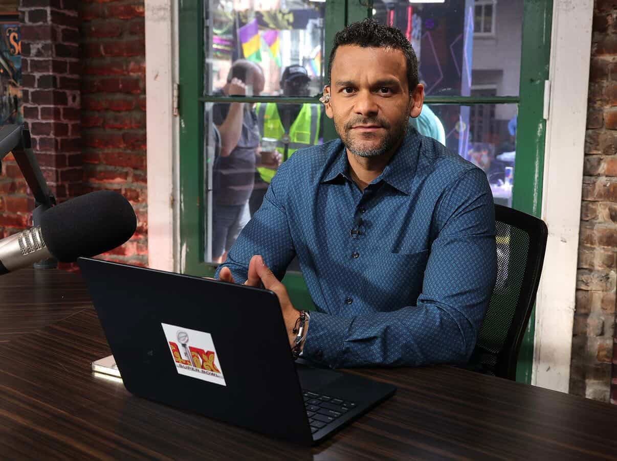 New Headline: Jason McIntyre Takes Top Spot in NBA Draft with Thrilling Performance