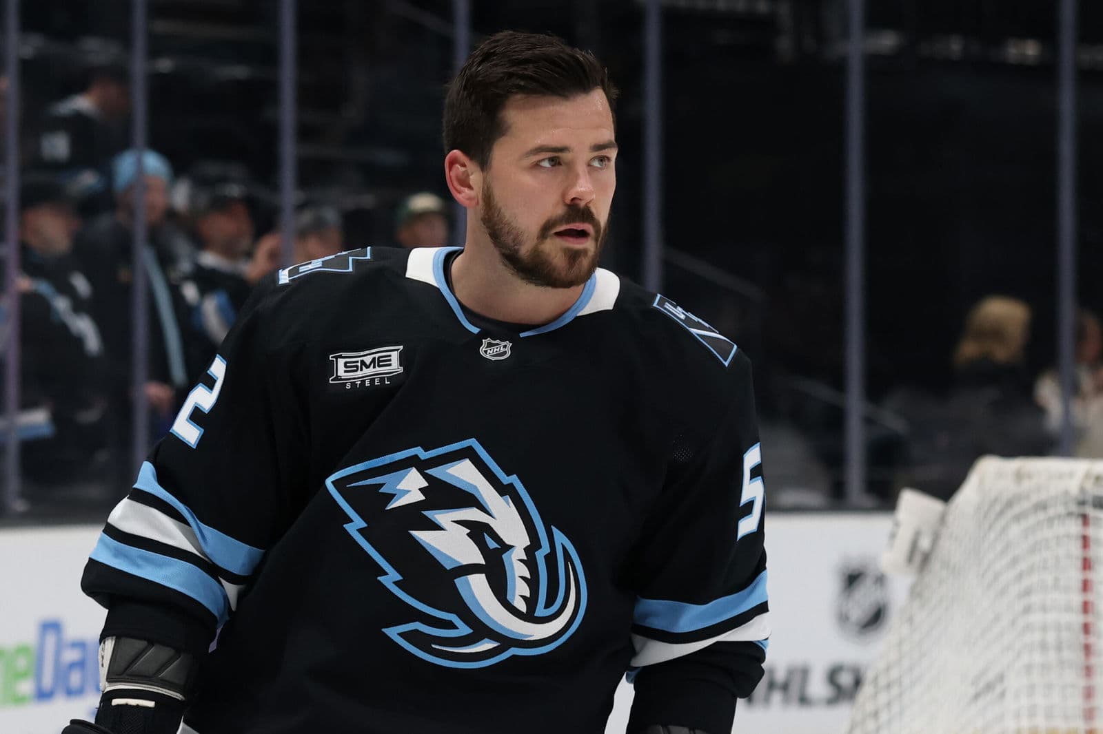 New Headline: "Devan Dubnyk Stuns League, Fans Feast on His Hockey Magic