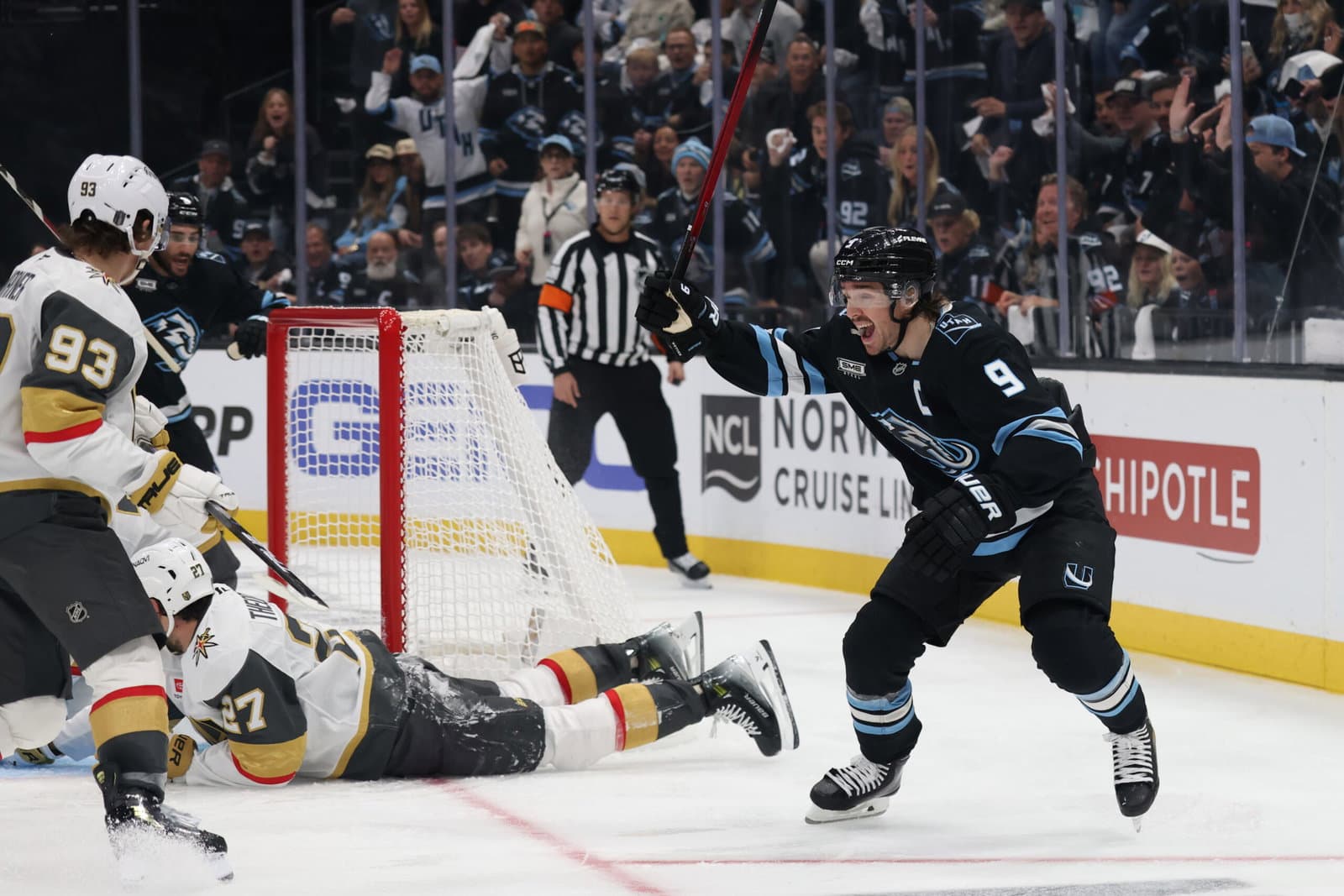 Mammoth Need Top Line to Step Up in Order to Beat Golden Knights