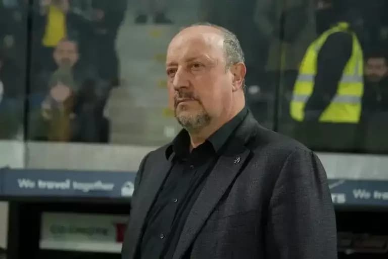 Rafa Benitez gets the sack less than seven months into latest job
