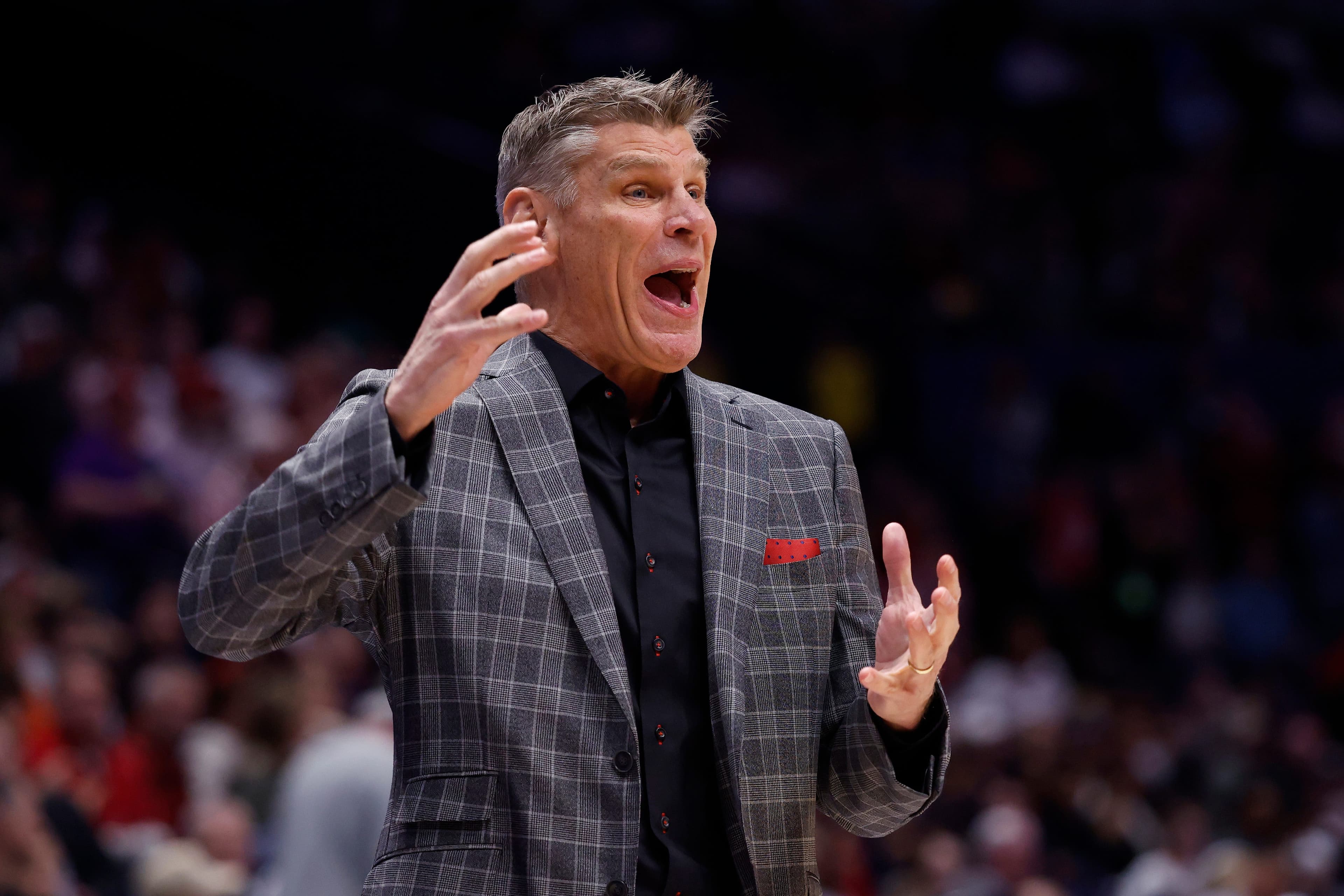 Kentucky’s Coach Commends Kansas Center for ‘Absolutely Stunning’ Performance in Victory