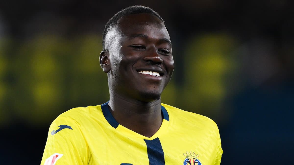 Pape Gueye: United target shares exciting update on his future