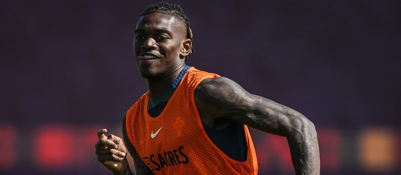 Leao, Pulisic: Why Milan could be forced to sell Man United targets