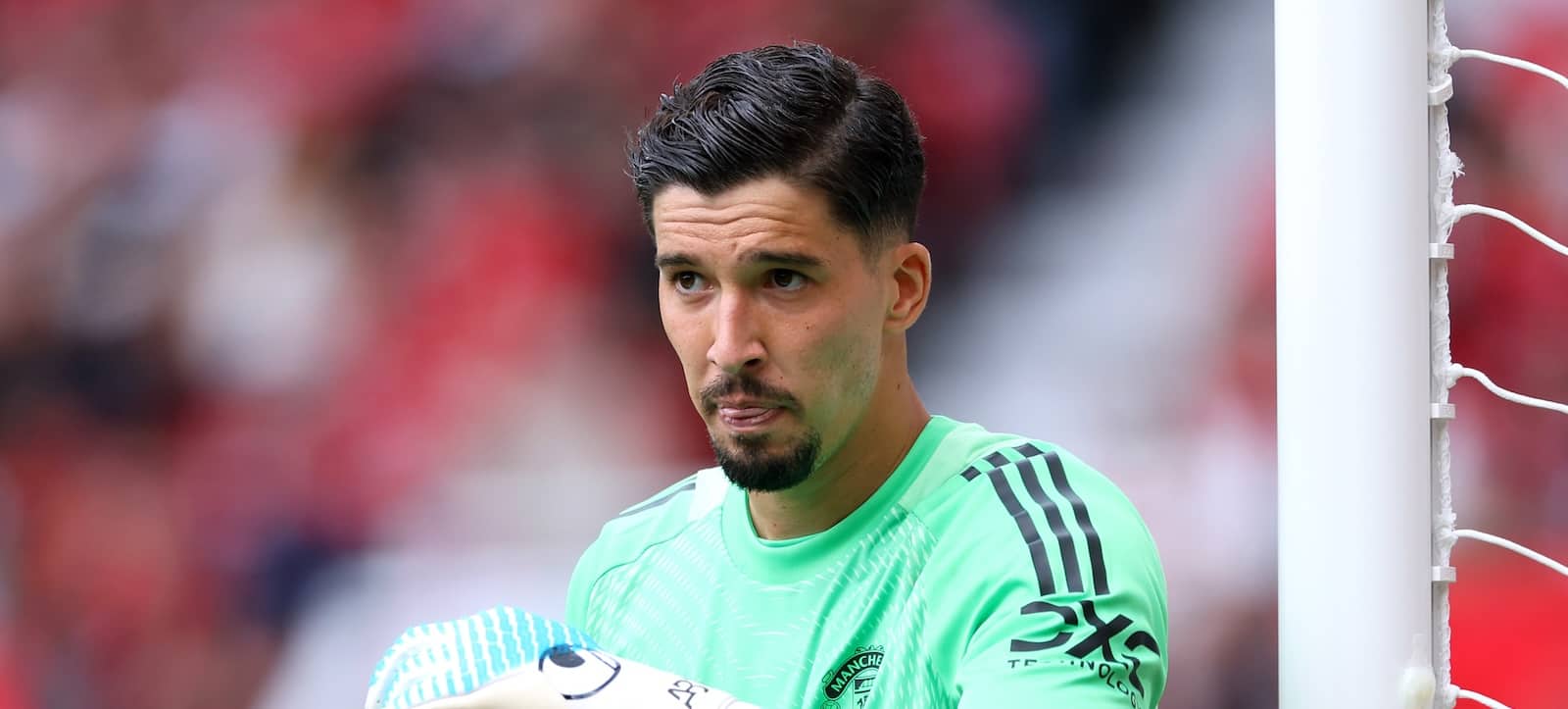 Trabzonspor make major Altay Bayindir transfer decision