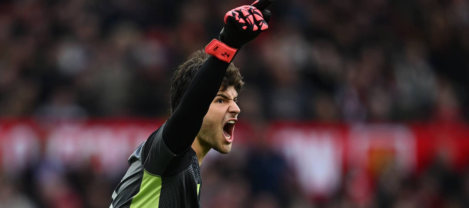 Man United must be careful with Senne Lammens next season