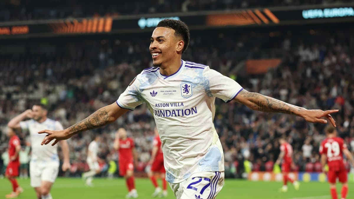 Morgan Rogers: Man United hit jackpot in hunt for Aston Villa hero