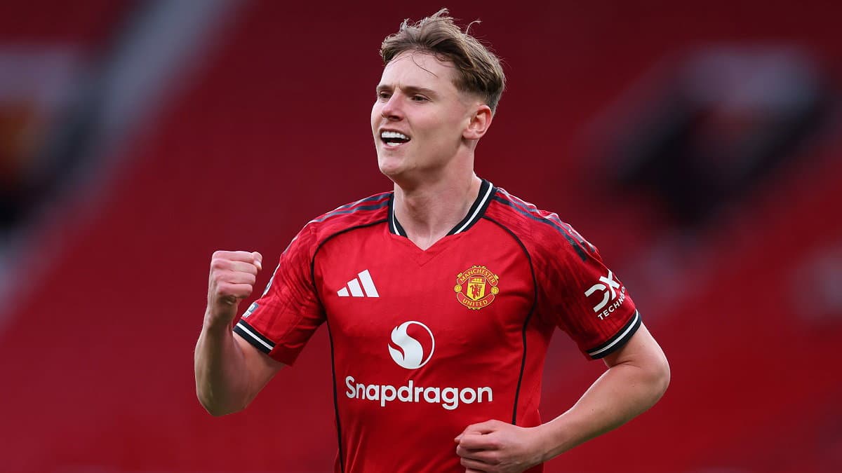 Jack Moorhouse has permanent offers to leave United