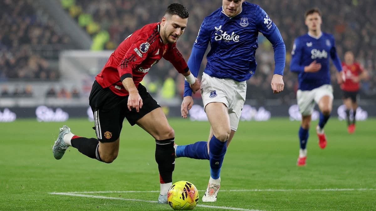 New Headline: "Diogo Dalot Scores the Stunner as 'Carrick vs. Amorim' is Rewarded!