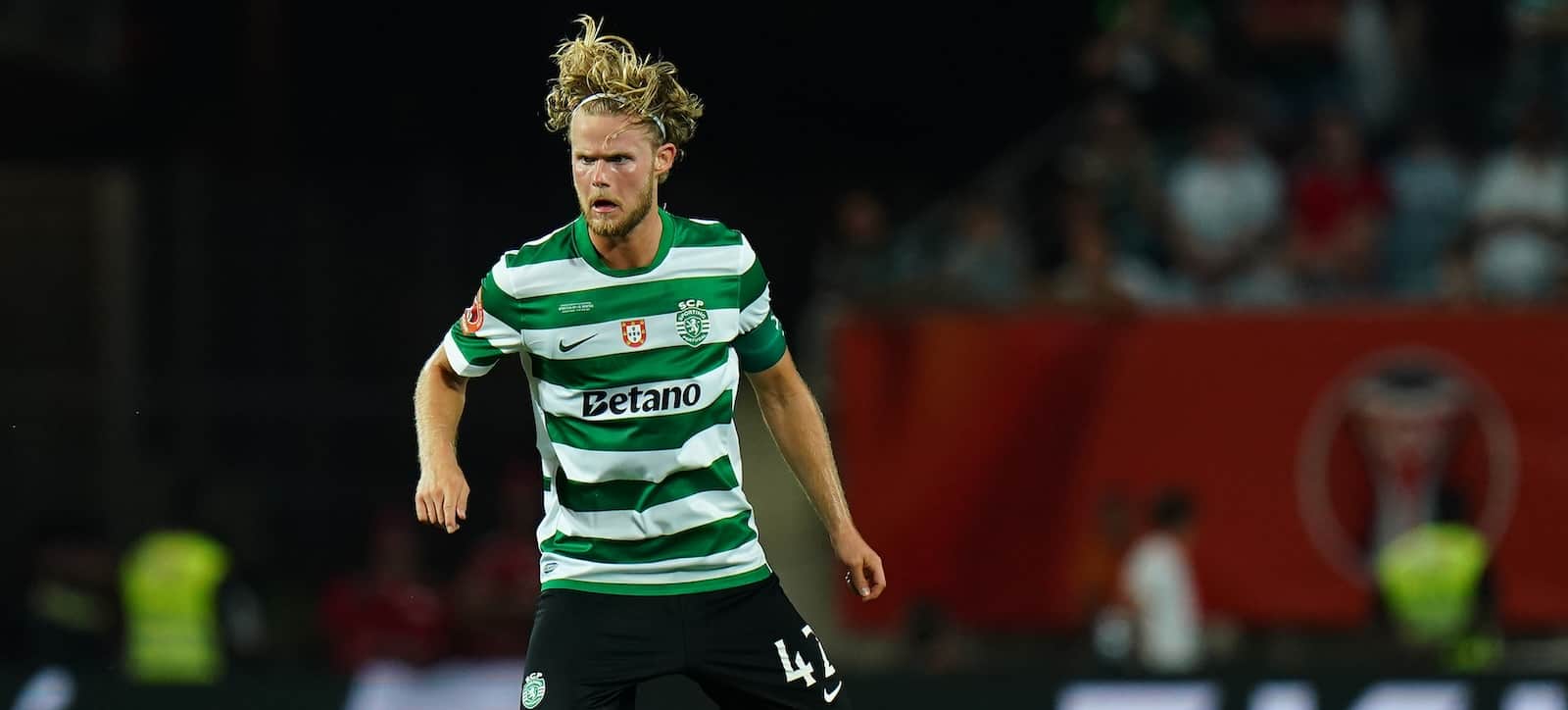 Morten Hjulmand: Why Man United are leading race to sign Sporting midfielder