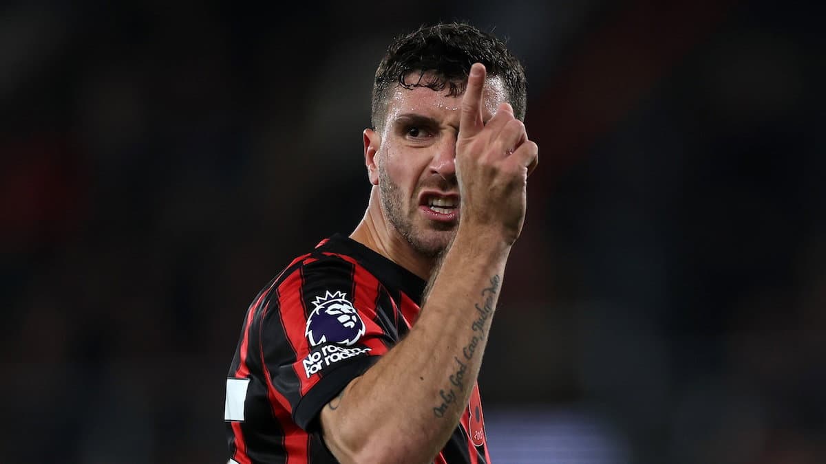 Marcos Senesi: Why United are ahead of Juventus in race for Bournemouth’s “Gladiator”