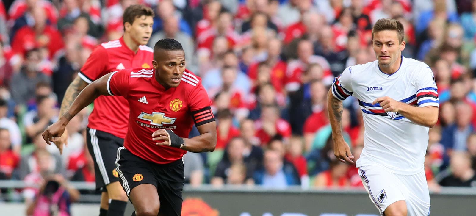Antonio Valencia: Man United legend completes unexpected return