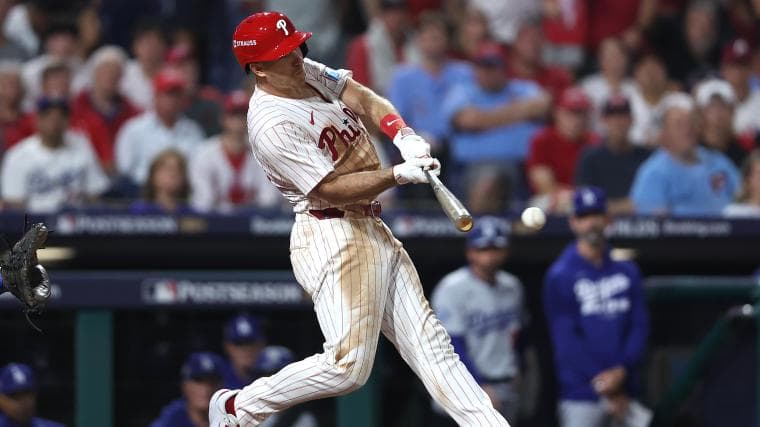 Phillies activate J.T. Realmuto from IL but DFA an unexpected veteran