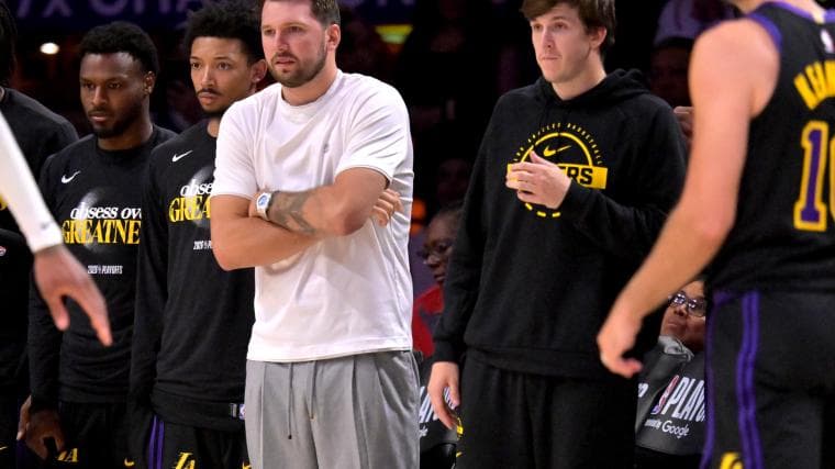 Lakers urged to cut ties with struggling $18 million guard who reportedly requested trade