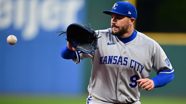 Royals turn first 5-6-4-3 double play in MLB in 31 years