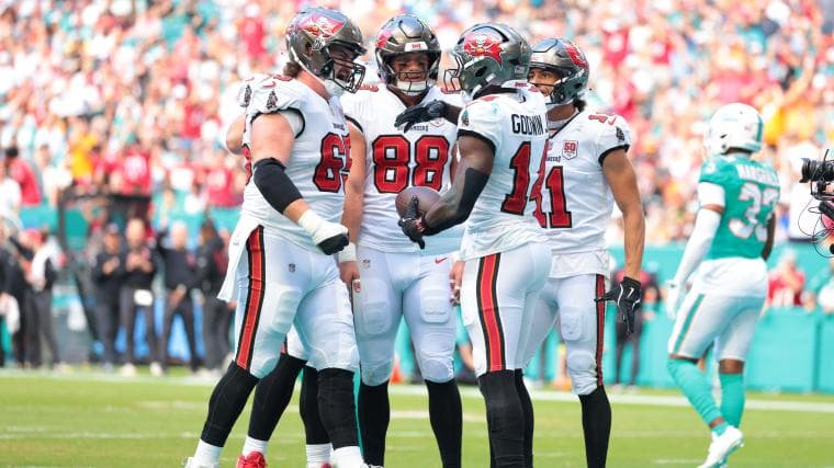 Buccaneers, Falcons named top landing spots for recently-benched $6 million Browns QB