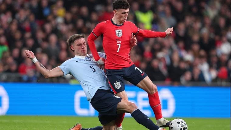 Why Manuel Ugarte wasn't sent off against England: Bizarre double yellow card for Uruguay's Man United star explained