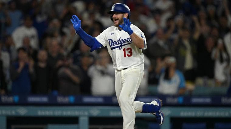 Proposed Dodgers trade sees Los Angeles land $9.4 million two-time All-Star slugger, create super platoon with Max Muncy