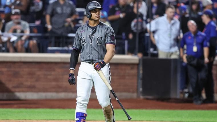 Proposed Mets trade sees New York land $75 million All-Star, Gold Glove to add slugging power behind Juan Soto