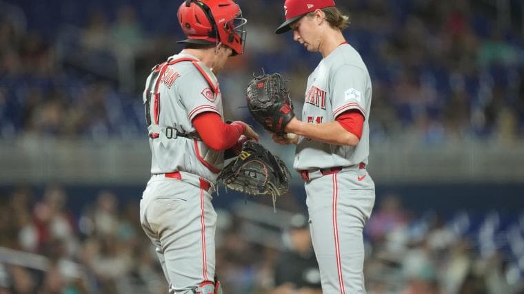 Reds' Brady Singer has a big problem