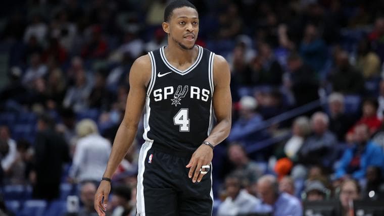 De’Aaron Fox’s toughness praised after heroic return, but Spurs left stunned by fresh injury scare