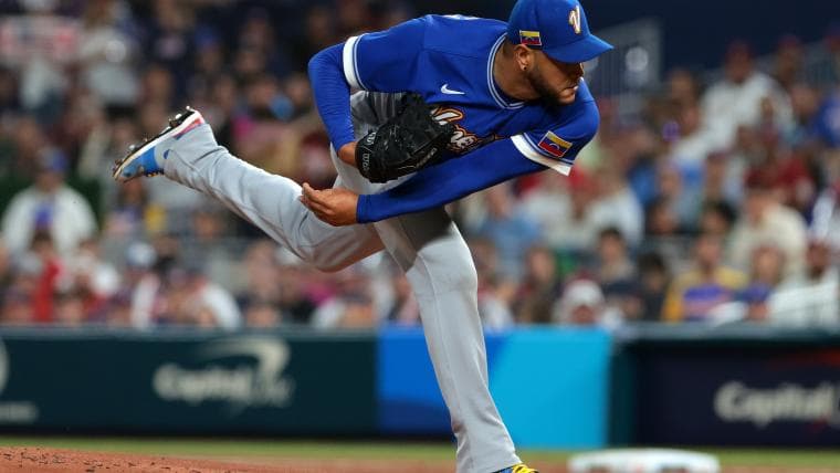 Yankees Triumph Over Matison in World Series Final - Matsui's Game-Winner Seizes Championship!