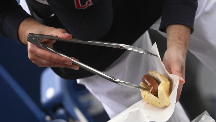 MLB 9-9-9 challenge, explained: What to know about viral hot dog and beer trend coming to ballparks in 2026