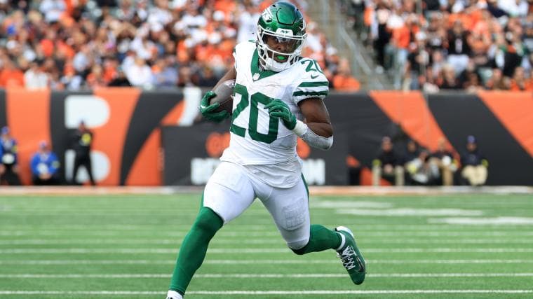 Jets would move Breece Hall in trade proposal that also brings back young RB