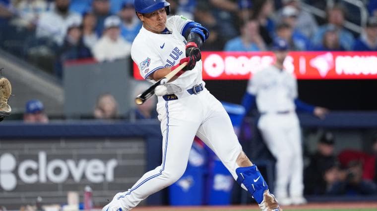 Kazuma Okamoto's first MLB home run shows exactly how he can be a Blue Jays star